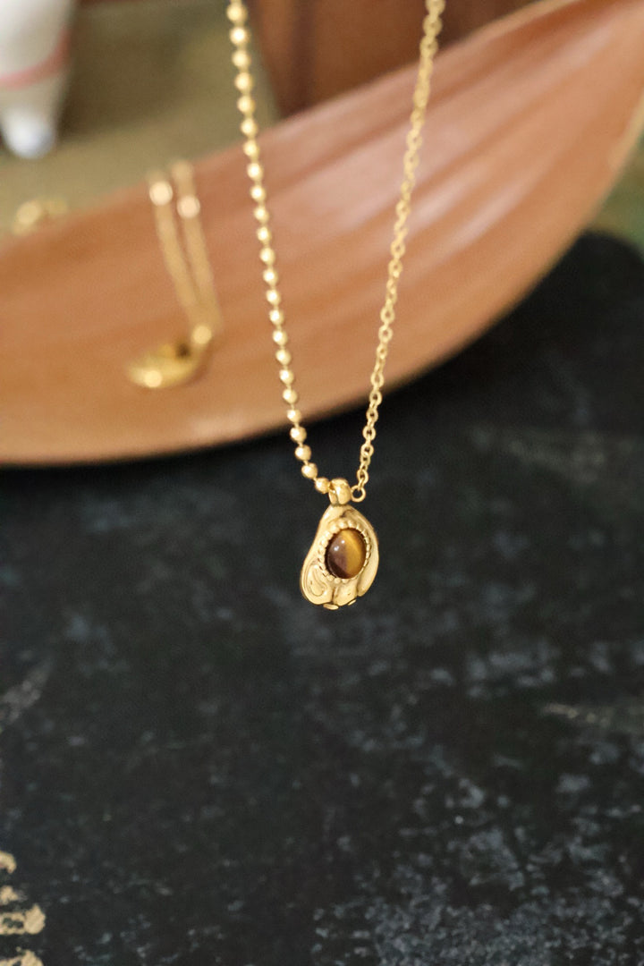 'SHELL' Tiger's Eye Pendant Necklace - Enchantia Muse