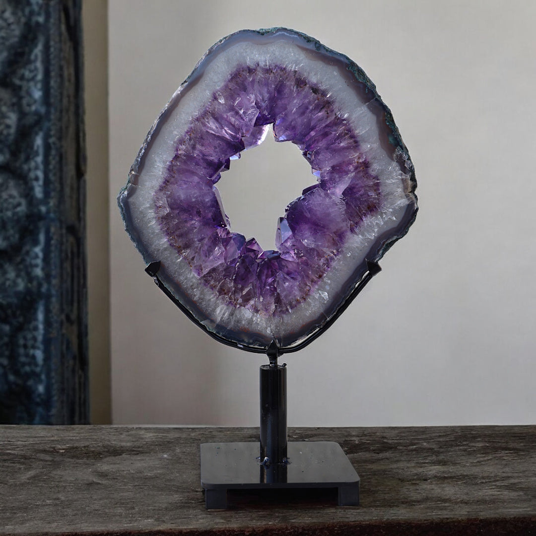 'Halo Passage' High Quality Amethyst Portal on Stand - Enchantia Muse