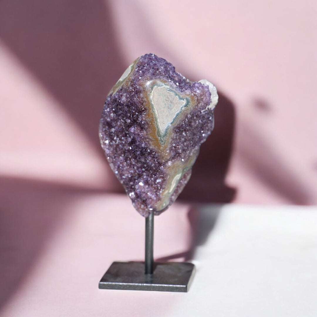 '360°' amethyst crystal on Stand - Enchantia Muse