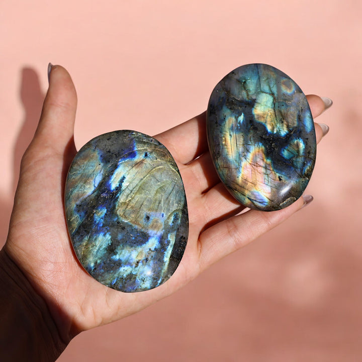 Labradorite Palm Stone - Enchantia Muse