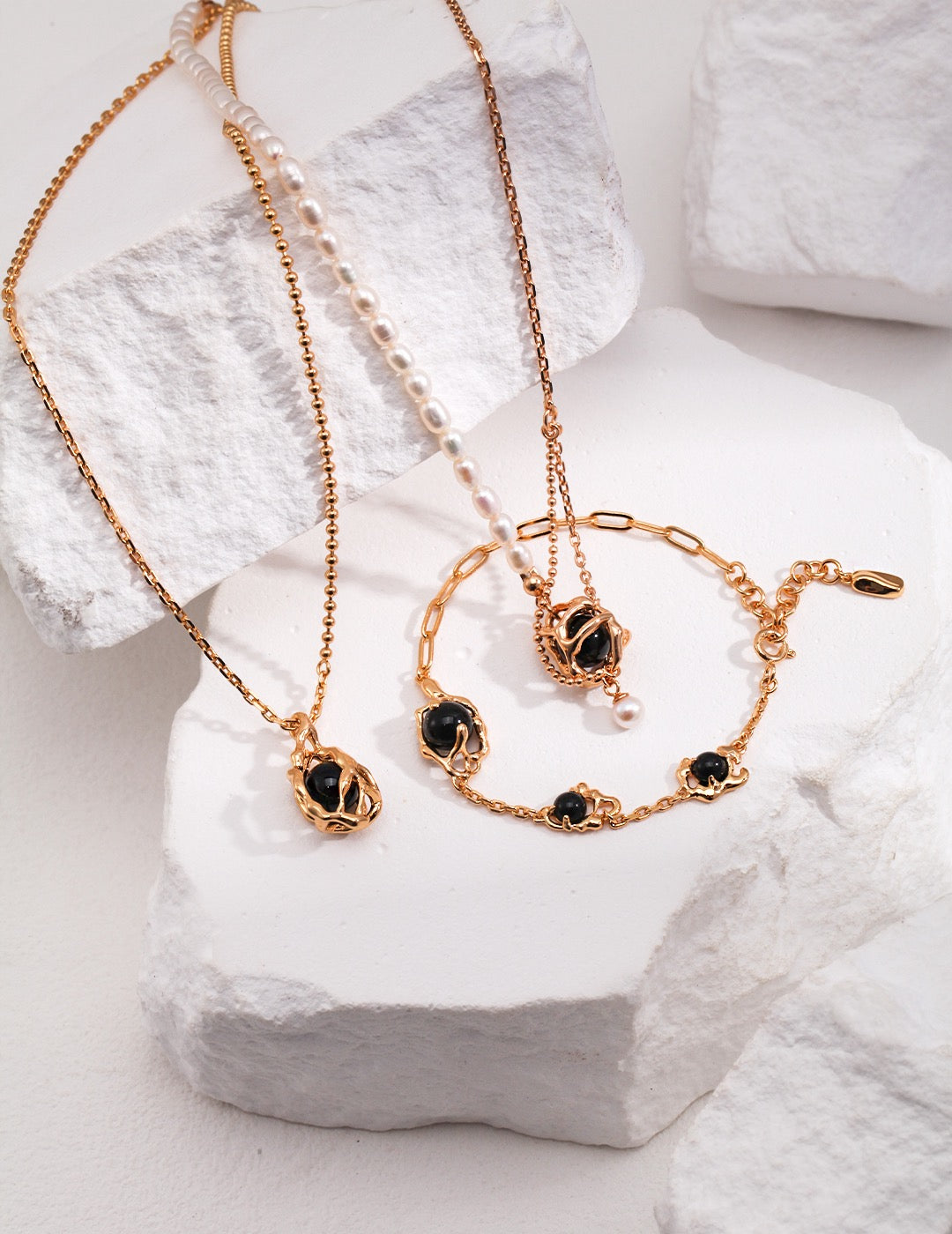 'HARMONY' Onyx Necklace - Enchantia Muse