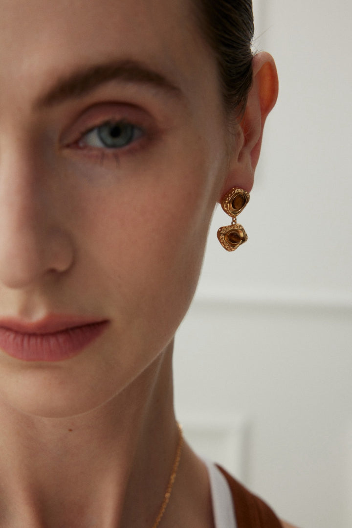 'SHELL' Tiger's Eye Earrings - Enchantia Muse