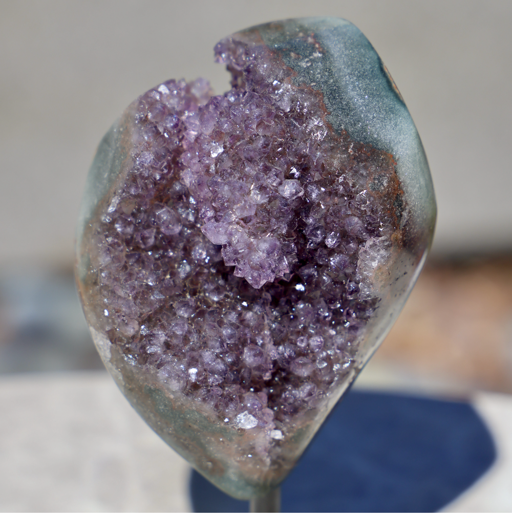 'PULSE' Amethyst on Stand - Enchantia Muse