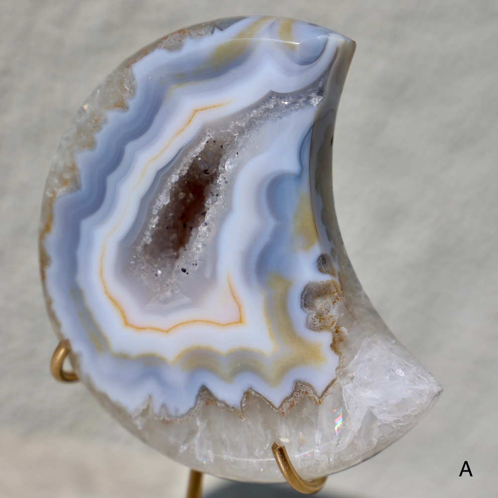 'Electric' Druzy Agate Moon with Stand - Enchantia Muse