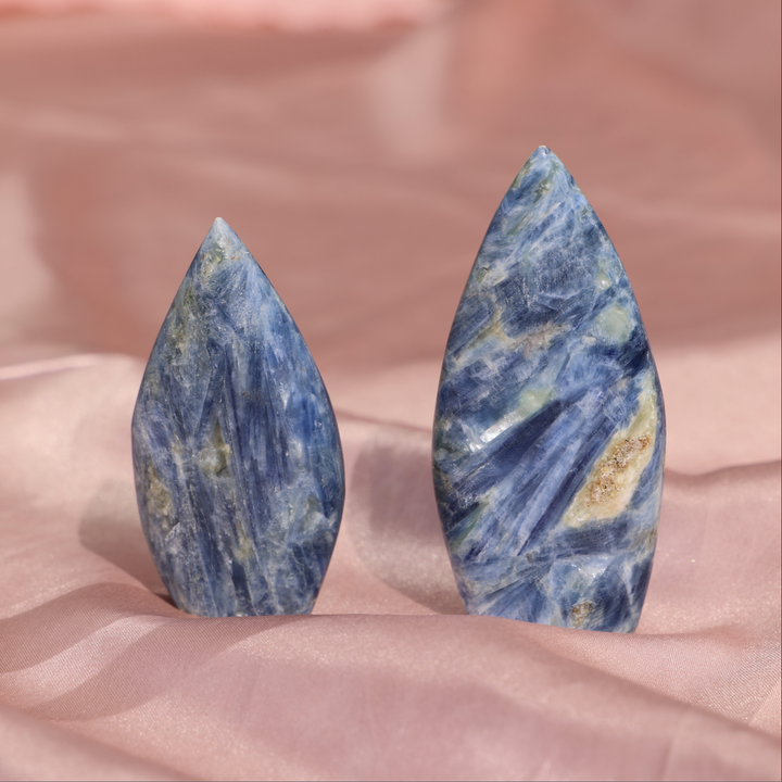 Blue Kyanite Flame - Enchantia Muse