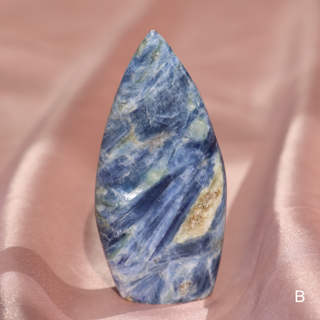 Blue Kyanite Flame - Enchantia Muse