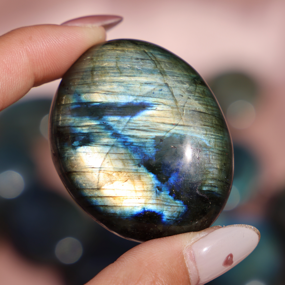 Labradorite Palm Stone - Enchantia Muse