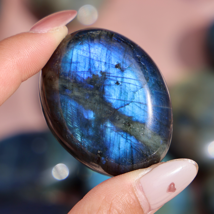 Labradorite Palm Stone - Enchantia Muse