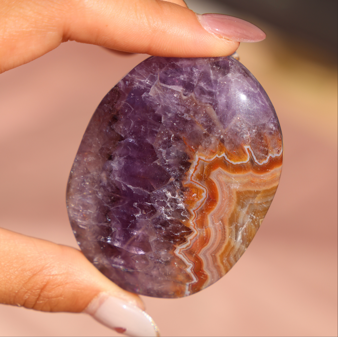 High Quality Amethyst Agate Palm Stone - Enchantia Muse