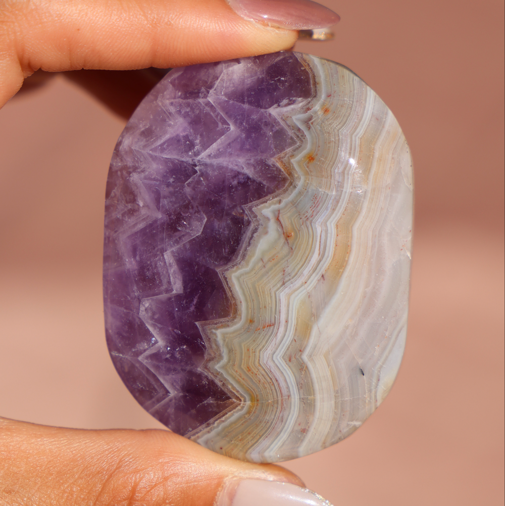 High Quality Amethyst Agate Palm Stone - Enchantia Muse