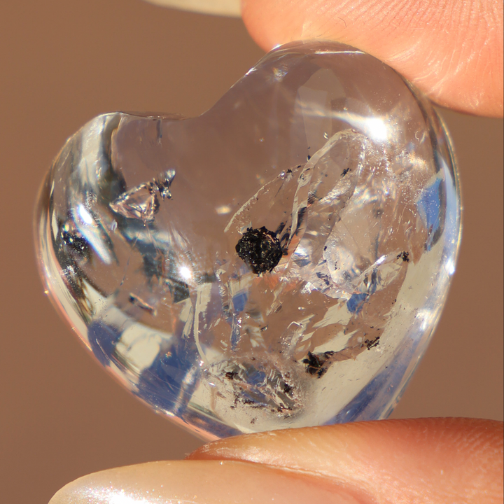 'Sandrift' Moving Carbon Crystal Heart