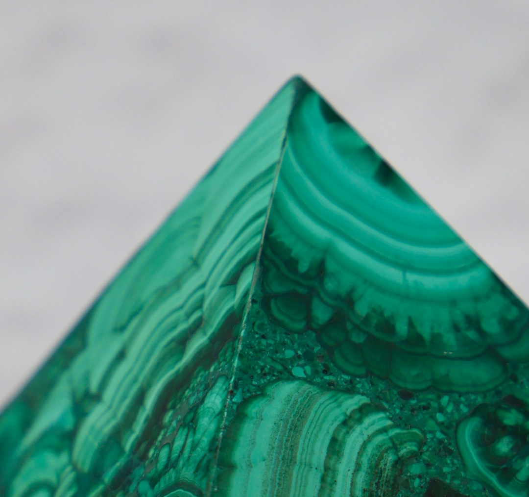 High Quality Malachite Pyramid - Enchantia Muse