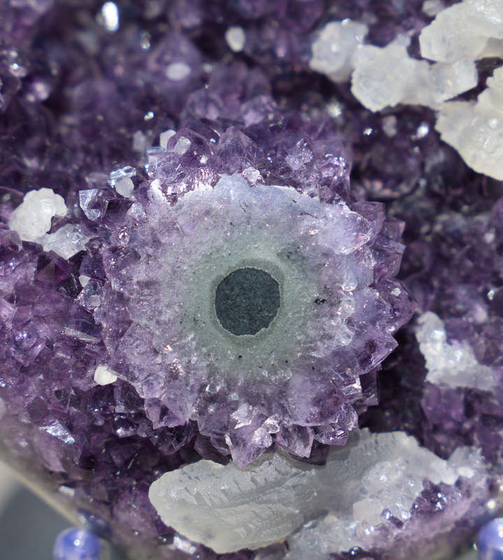 'ENCHANTIA' Amethyst Heart with Eye and Calcite - Enchantia Muse