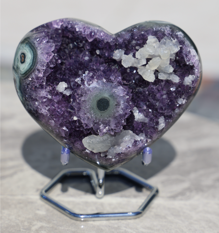 'ENCHANTIA' Amethyst Heart with Eye and Calcite - Enchantia Muse