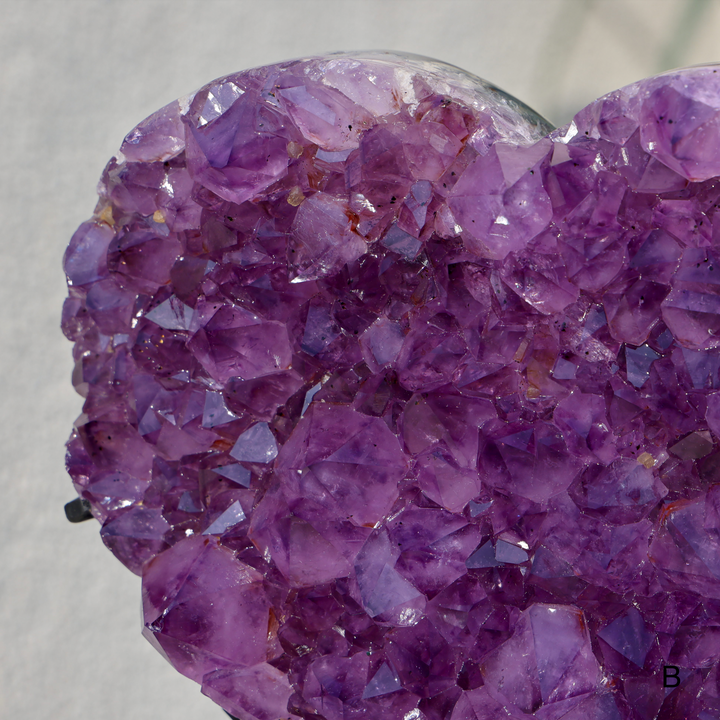 'Swan' Amethyst Heart on Stand - L/XL - Enchantia Muse