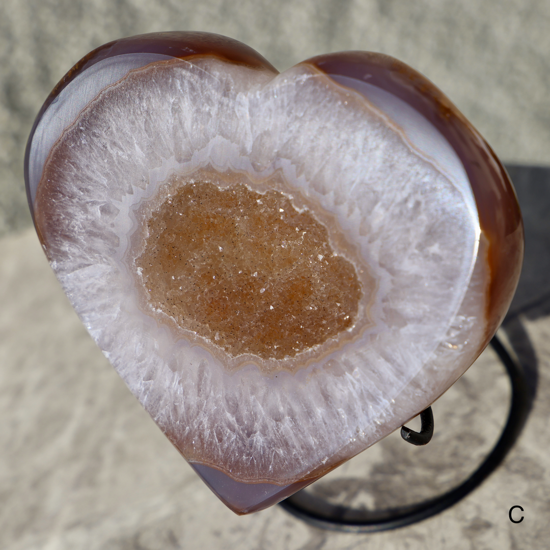 'Chocolate' Druzy Agate Heart with Stand - Enchantia Muse