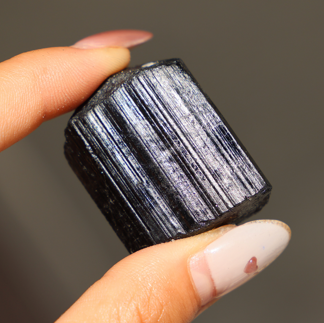 Raw Black Tourmaline Stone - Enchantia Muse