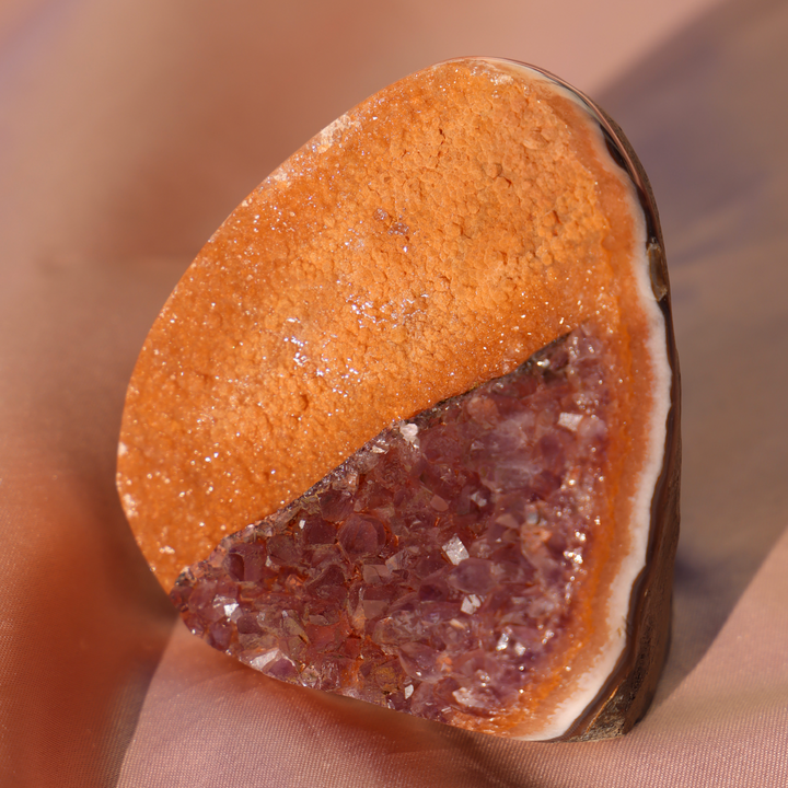 'AGNES' Natural Bicolor Rainbow Amethyst Agate Piece - Enchantia Muse