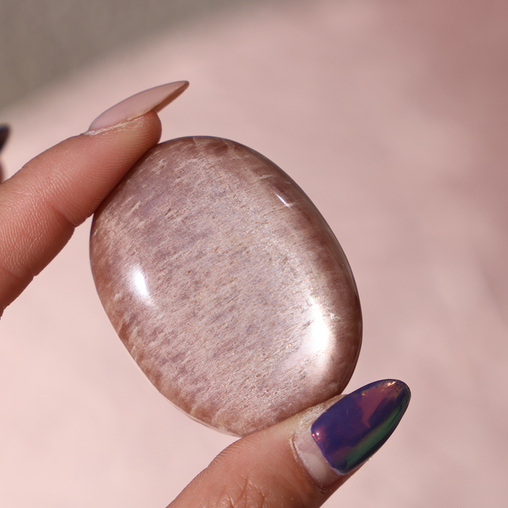 Peach Sunstone Palm Stone