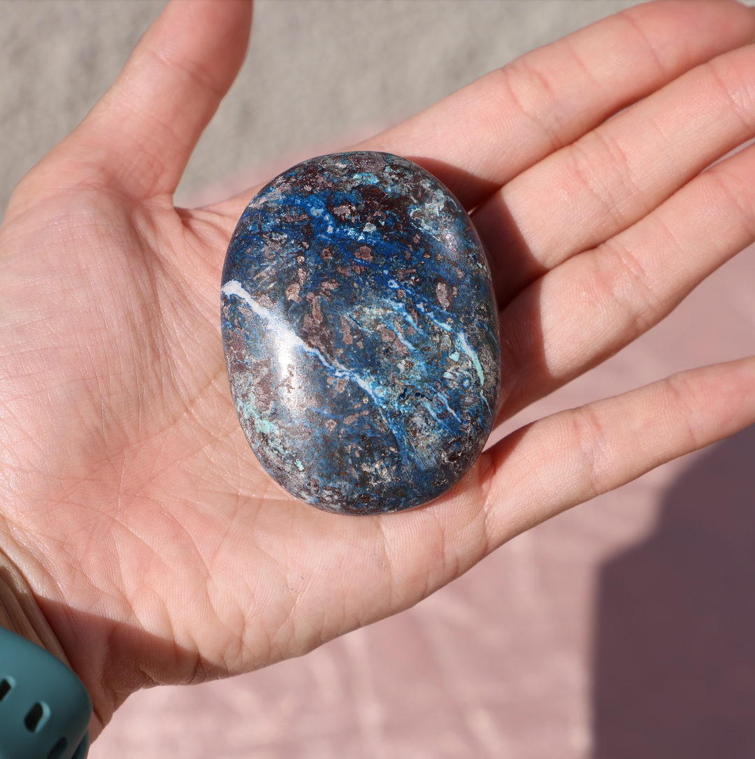 Shattuckite Palm Stone