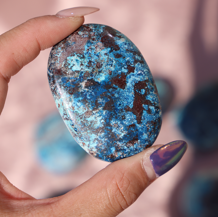Shattuckite Palm Stone