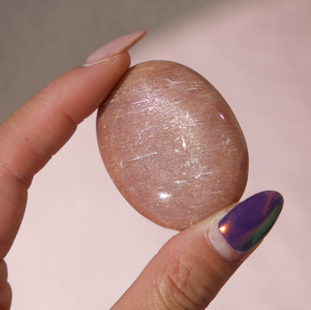 Peach Sunstone Palm Stone