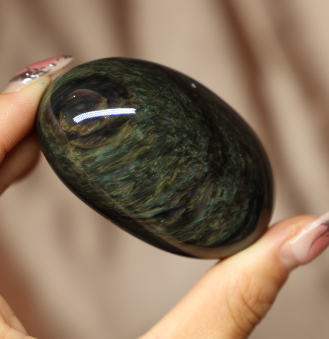 Velvet Obsidian Palm Stone #4