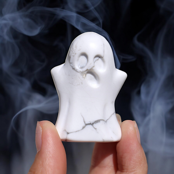 Hand-carved Howlite Ghost - Enchantia Muse