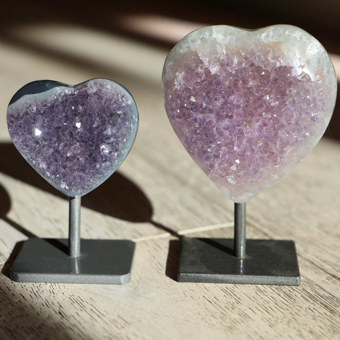 Amethyst Heart on Stand - S