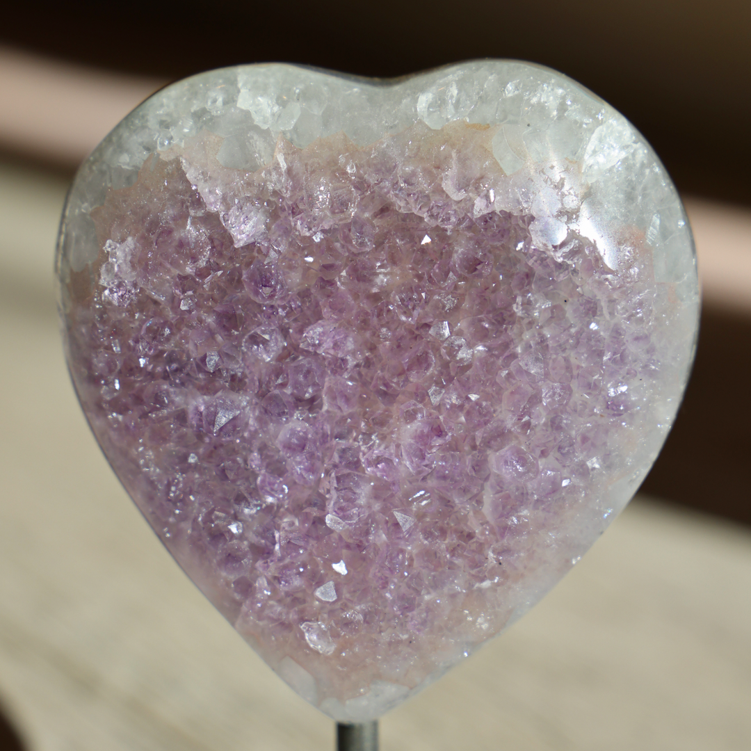 Amethyst Heart on Stand - S