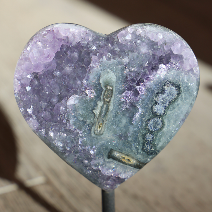 Amethyst Heart on Stand - S