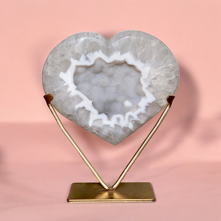 'FROST' White Sugar Druzy Agate Heart with Stand