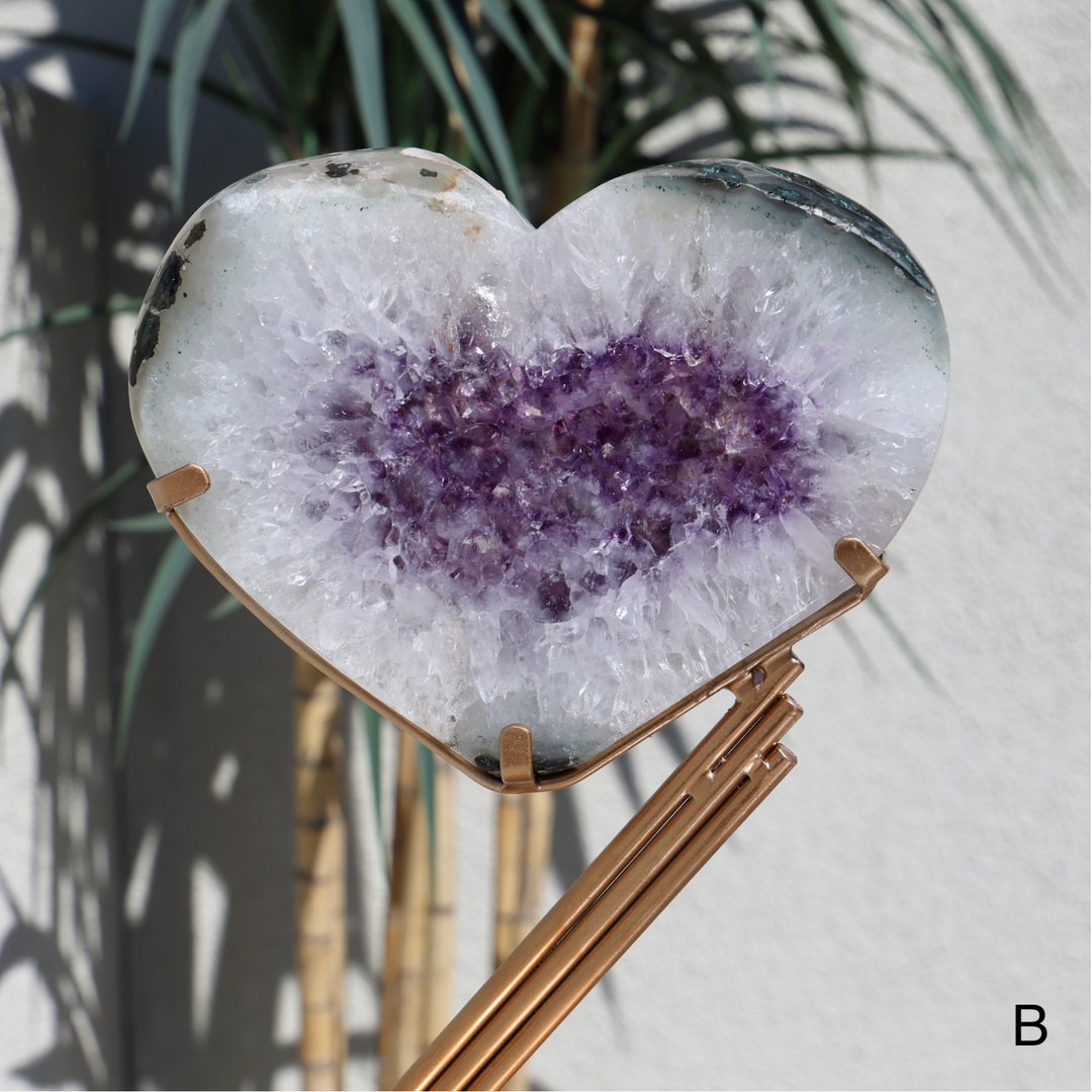 'Heartlight' Amethyst Heart Portal on Stand - L/XL