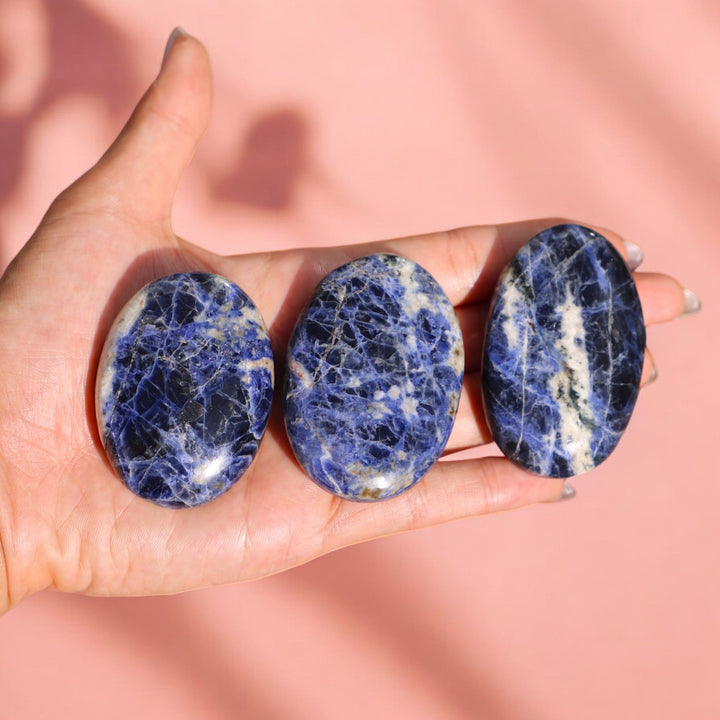 High Quality Sodalite Palm Stone