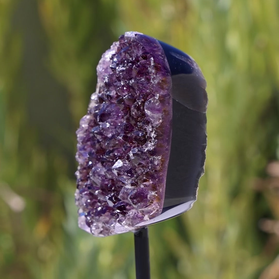 'MAKI' Amethyst with Agate on Stand