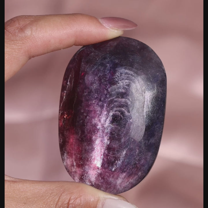 High Quality Gemmy Flashy Lepidolite Palm Stone