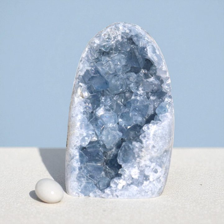 Self Stand Celestite Geode